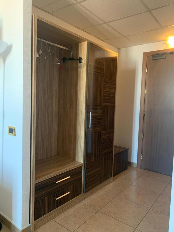 Hotel Riverside Modena Bagian luar foto